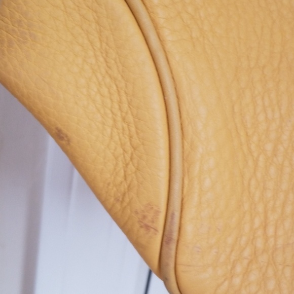 Dooney & Bourke Authentic Brand New Purse - Picture 5 of 8